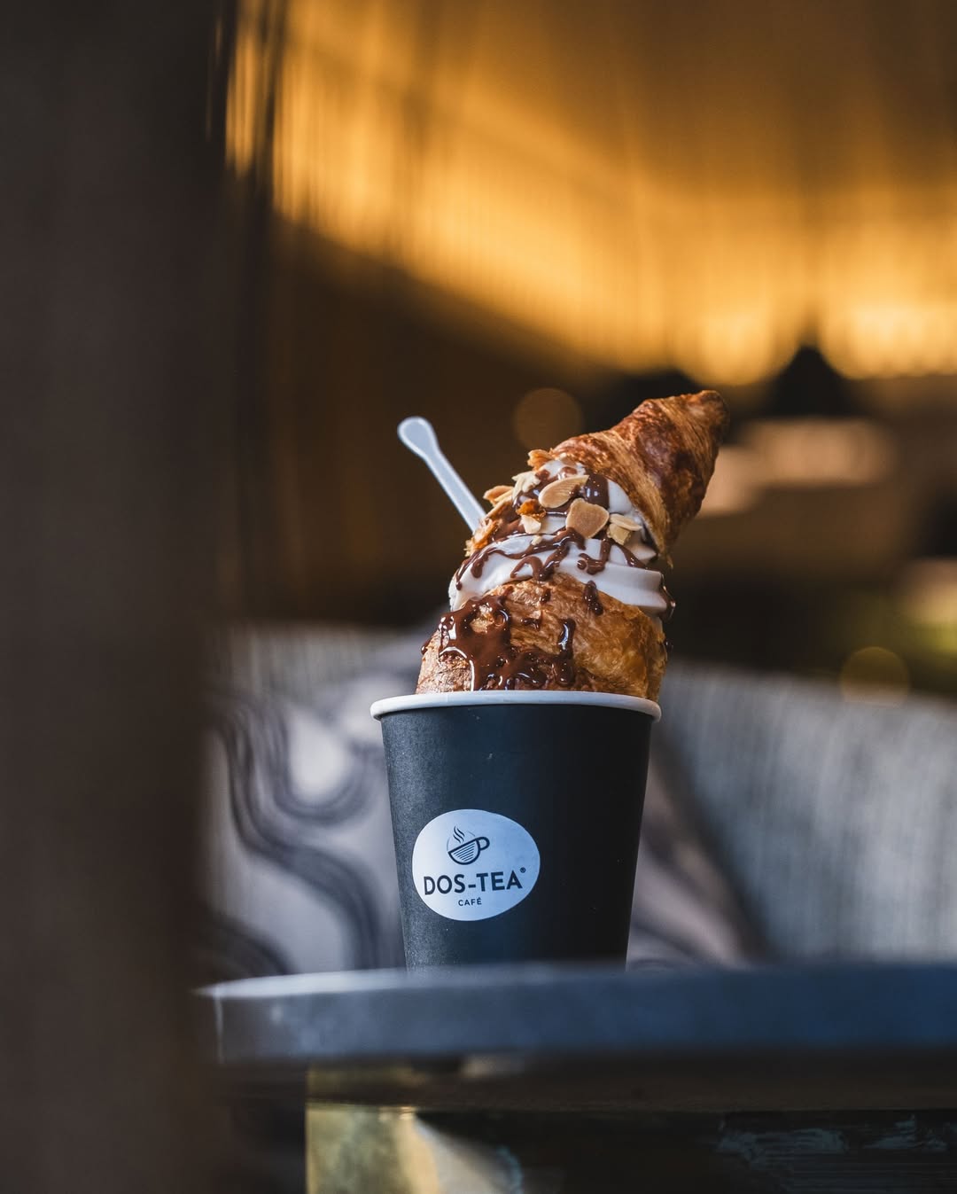 DOS-TEA Café Interior